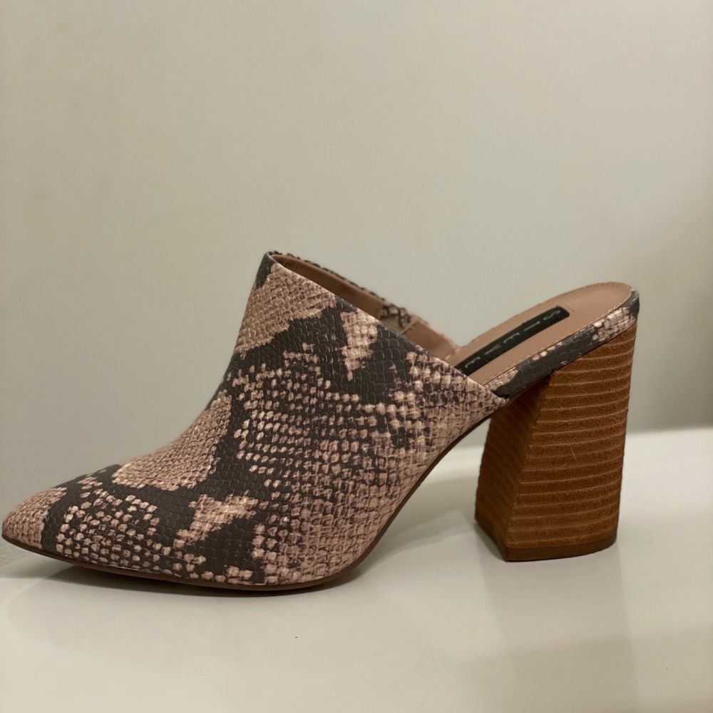 Steve Madden Snakeskin Block Mule - Picture 2 of 5